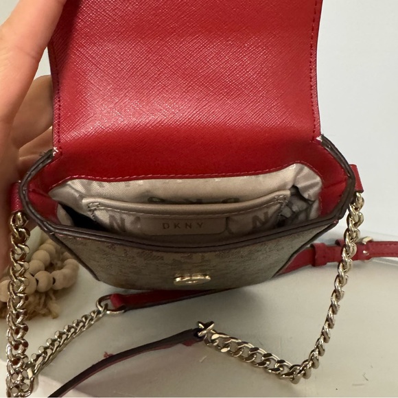 DKNY Purse Like New - Picture 9 of 13